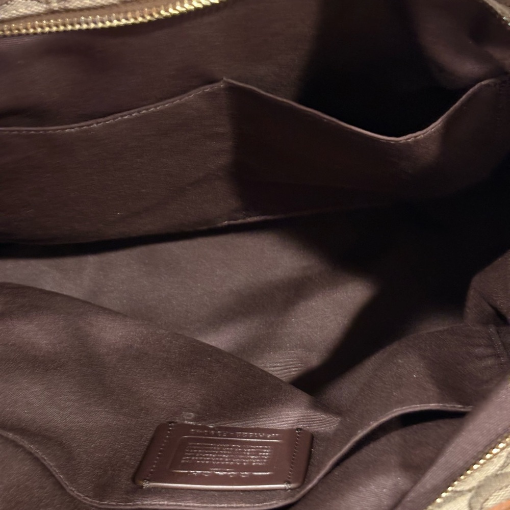 Coach Signature Tote and Wallet Set - Picture 10 of 16
